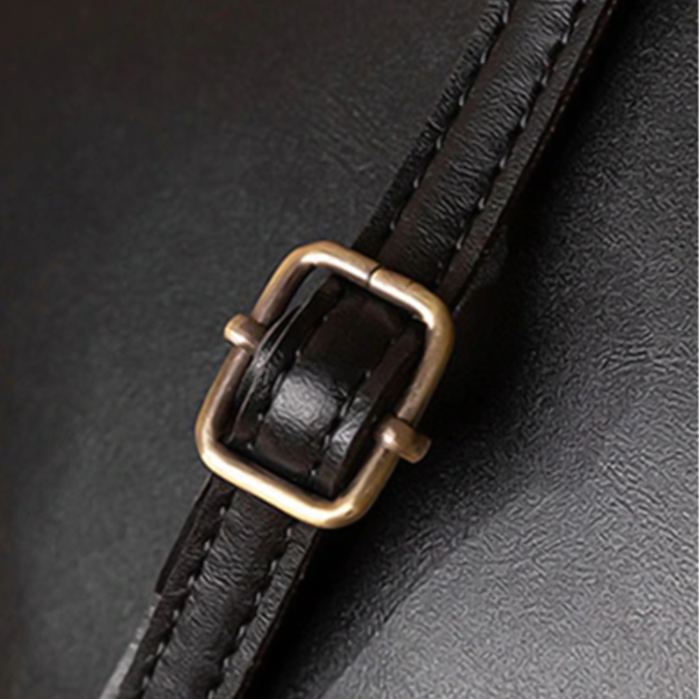 Vintage Kiss-Lock Bag – Retro Chic Essential