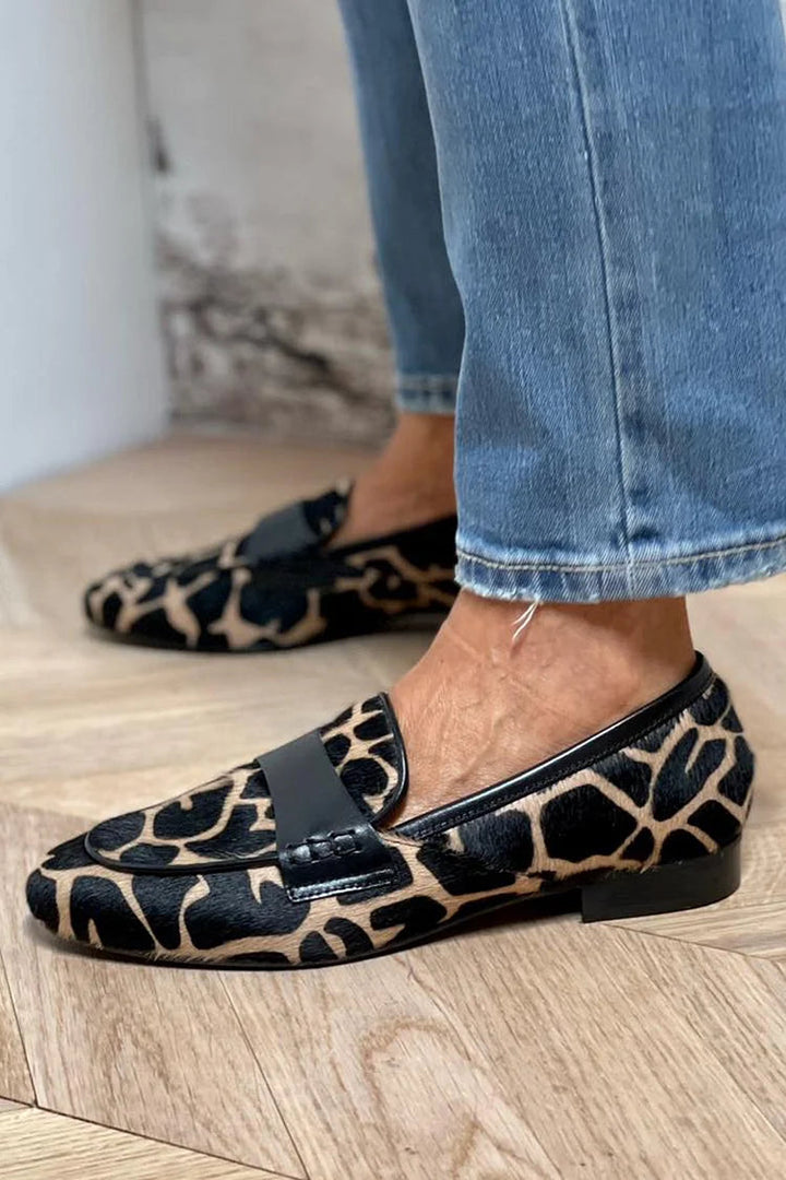 VERA | ANIMAL PRINT LOAFER WITH ELEGANT DETAIL