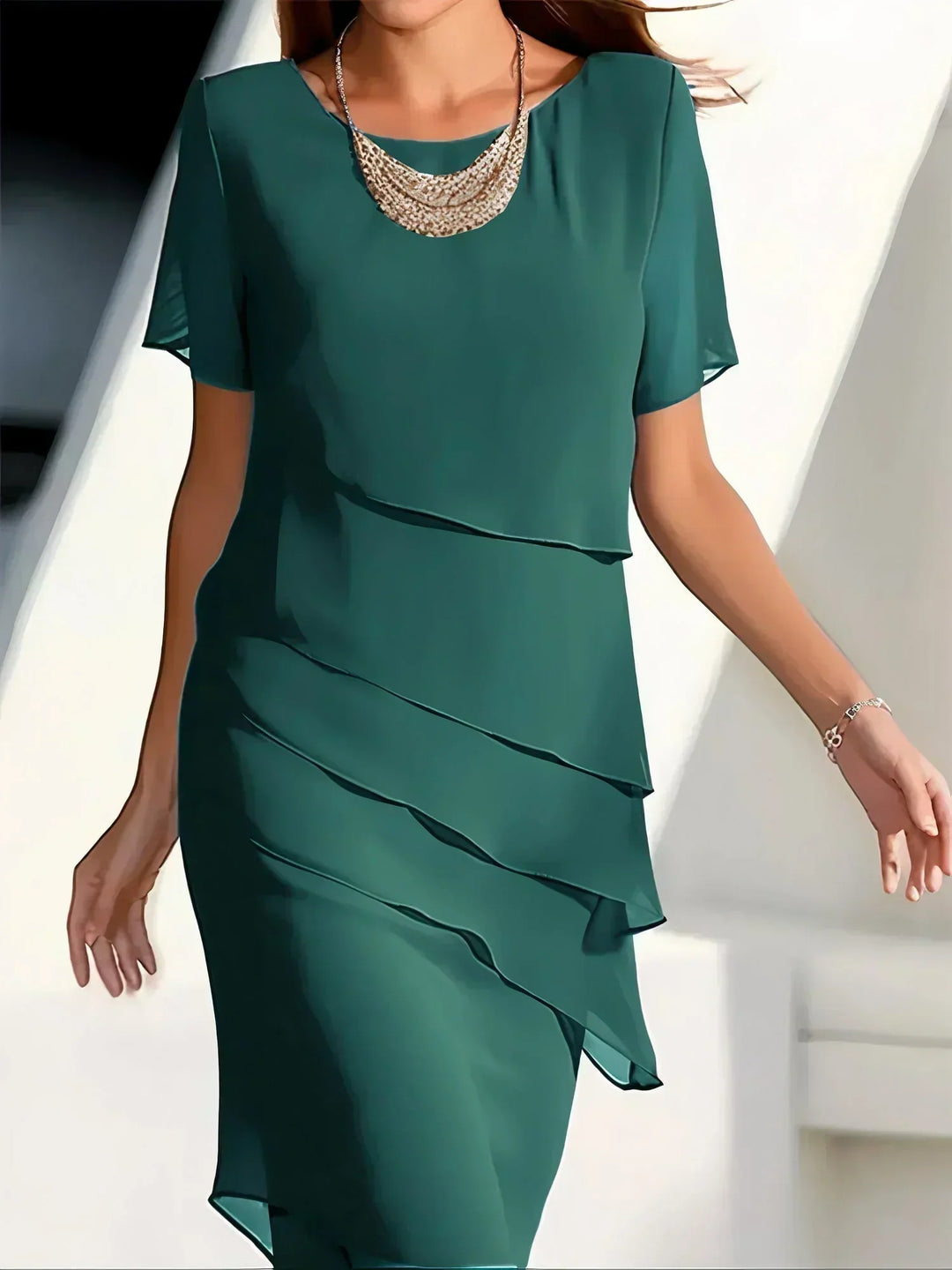 Amely | Classic Layered Midi Dress