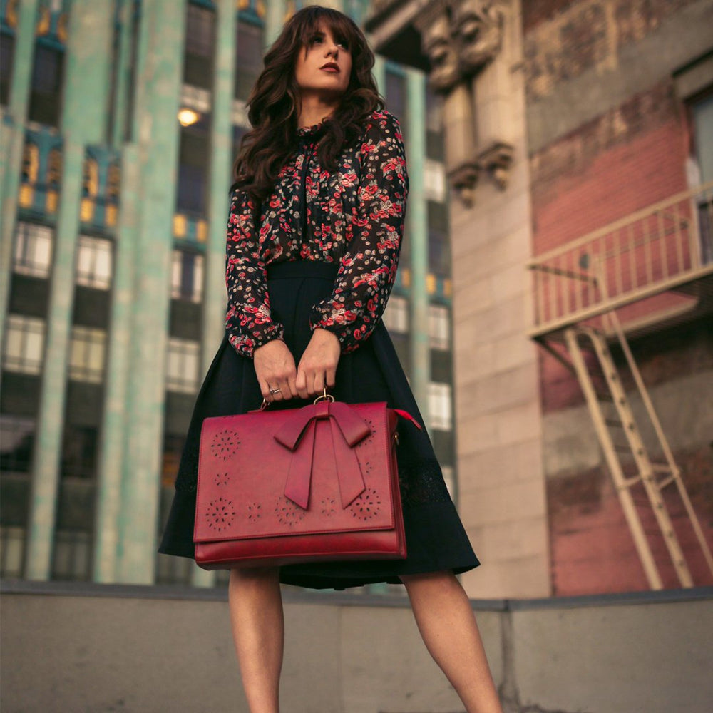 GRACEFUL BOW-TIE SATCHEL