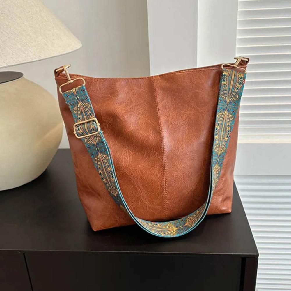 Chelsey Vintage Leather Shoulder Bag