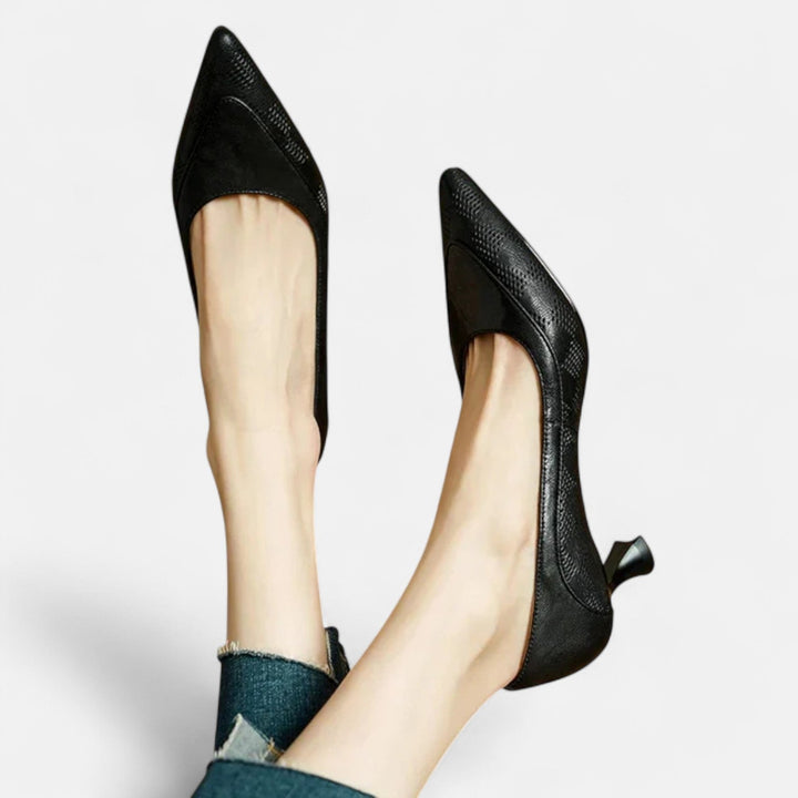 Adelina | Women's Vintage Low Kitten Heels