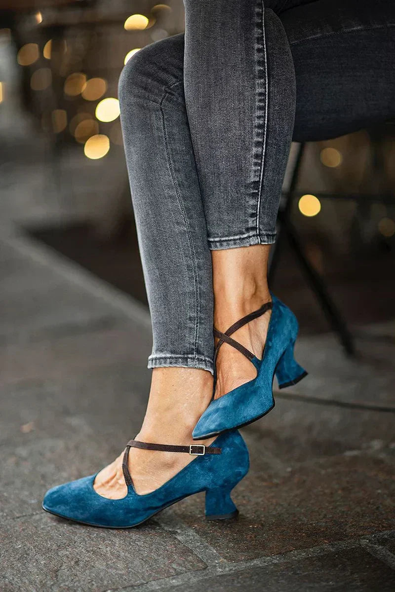 VANITY | ELEGANT STRAP MID-HEELS