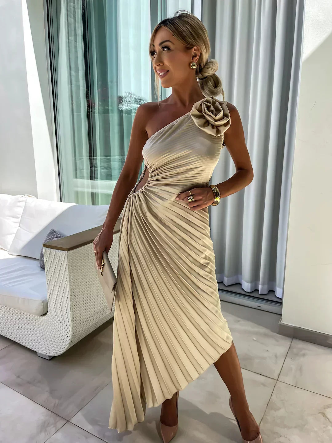 Mandy | Women's Pleated Wedding Guest Midi Dress