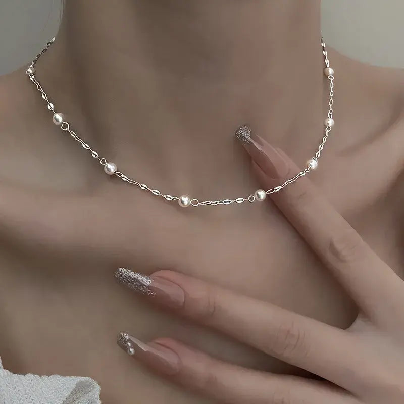Pure Elegance | Shiny Pearl Necklace