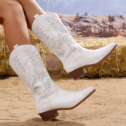 Elowen | Women's Classic Embroided Western Cowboy Boots
