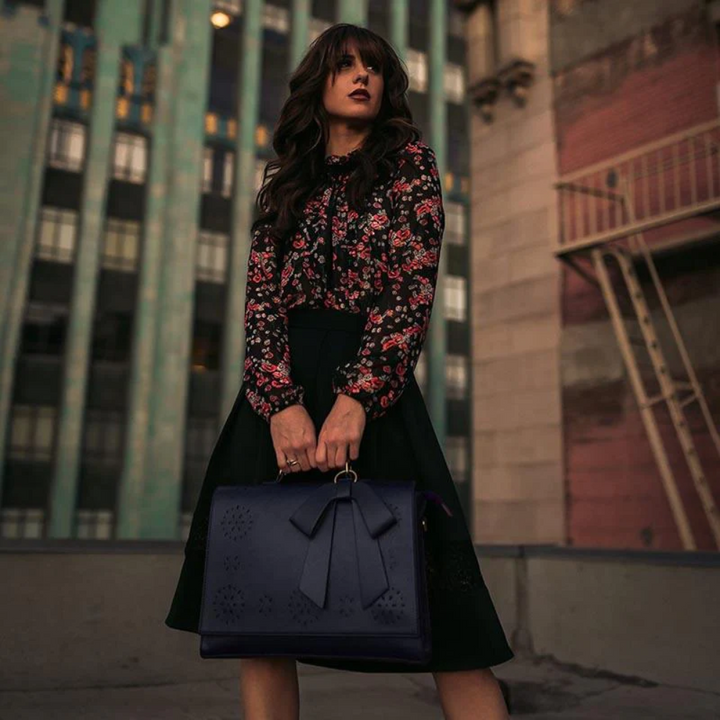 GRACEFUL BOW-TIE SATCHEL